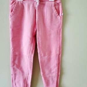 Trousers for the girls 5 years old, good condition.